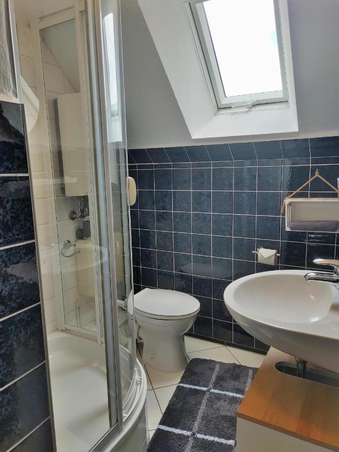 Ferienwohnung Alte Schule Ruhwarden Bagian luar foto